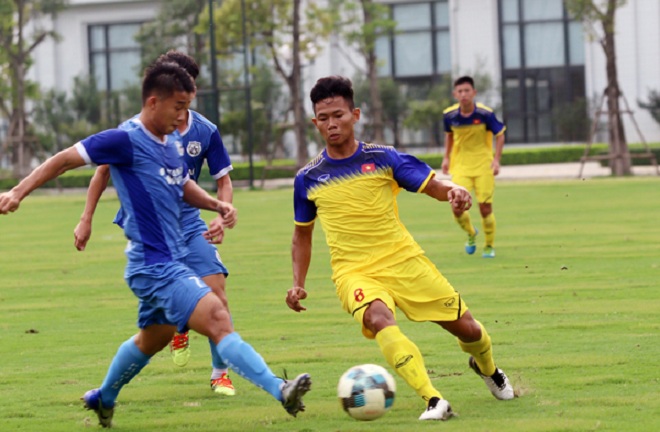 HLV U18 Việt Nam lý giải trận thua đậm trước Giải Tứ hùng Hong Kong