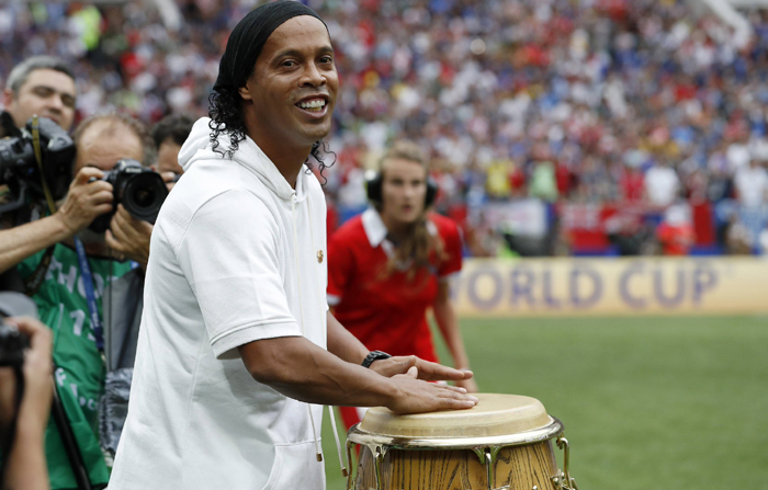 Ronaldinho dự đoán đội vô địch Champions League 2018/19: Sốc toàn tập!