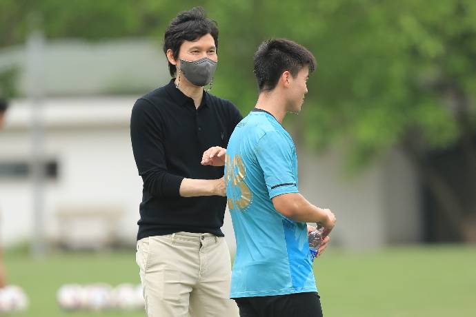 Ông Park Choong-kyun nói gì khi trở thành HLV ngoại đầu tiên của Hà Nội FC?